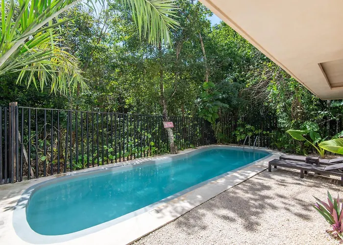 Family With Kitchenette & Terrace - Santuario Boutique Apartament